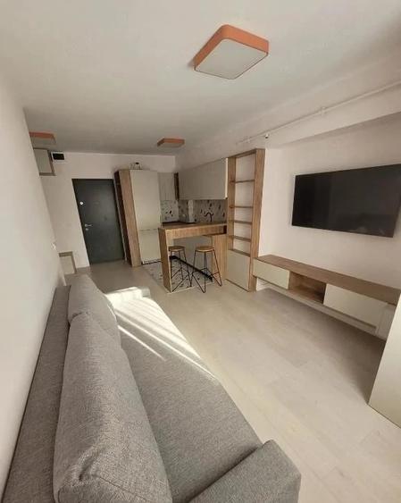 Apartament cu 2 camere decomandat, mobilat în Universitate