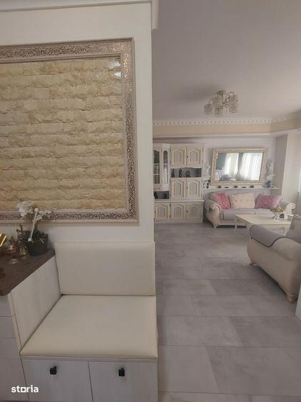 Apartament cu 3 camere în Ultracentral