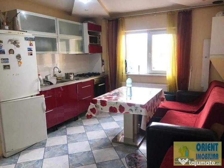Apartament cu 3 camere decomandat, mobilat în Brătianu