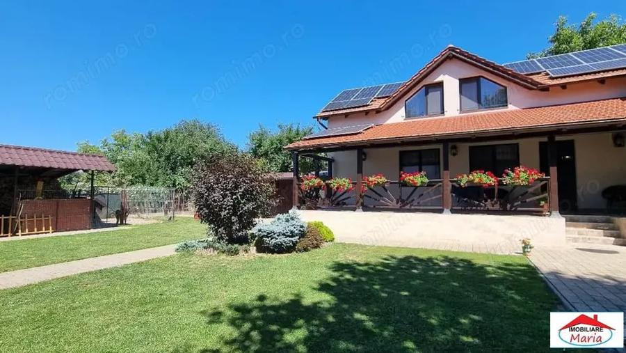 Casă cu Teren 1452 Mp în Lazuri
