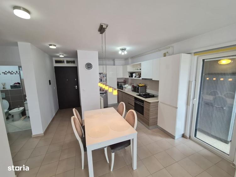 Apartament cu 2 camere decomandat în UTA