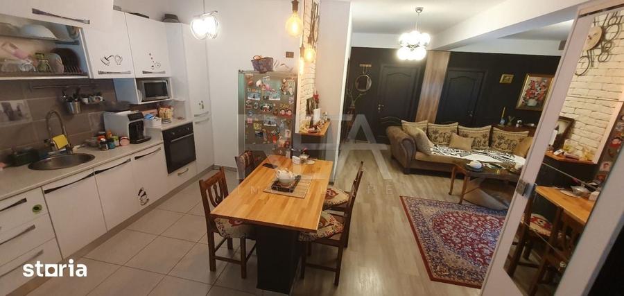Casă cu 7 camere cu Teren 328 Mp în Dristor