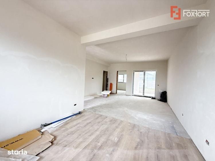 Casă cu 4 camere în Exterior Nord