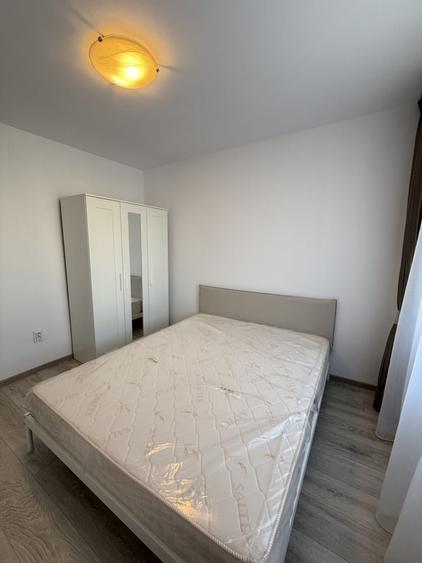 Apartament cu 2 camere decomandat în Exterior Vest