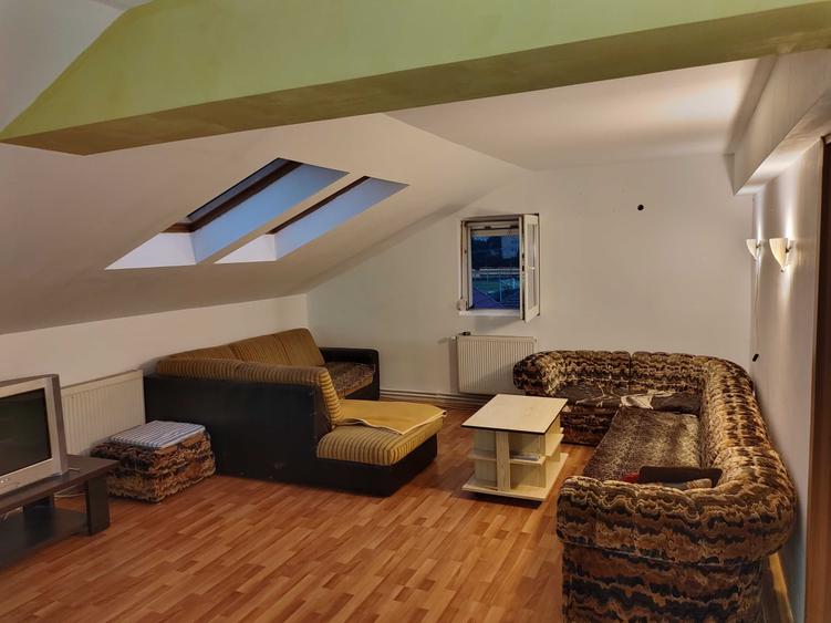 Apartament cu 2 camere semidecomandat în Buziașului