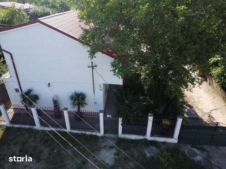 Casă cu Teren 250 Mp în Central