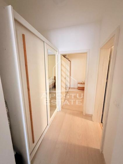 Apartament cu 2 camere semidecomandat în Giroc