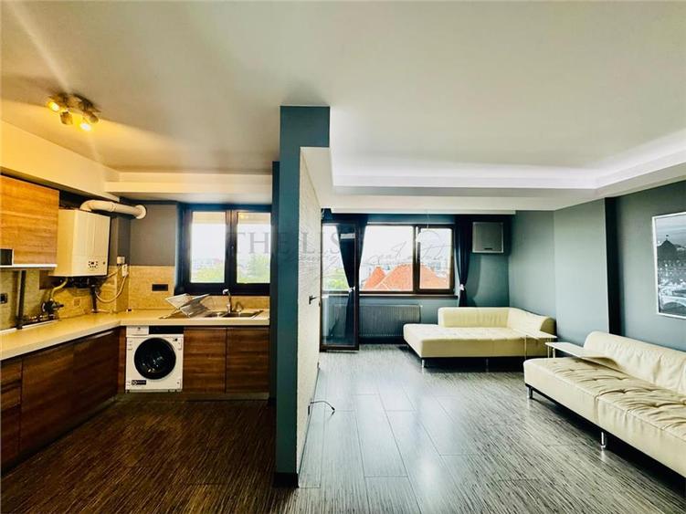 Apartament cu 3 camere decomandat, mobilat în Calea Călărașilor
