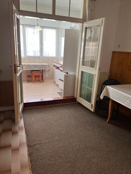 Apartament cu 2 camere decomandat în Calea Dumbrăvii