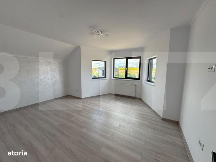 Casă cu 4 camere în Băiceni