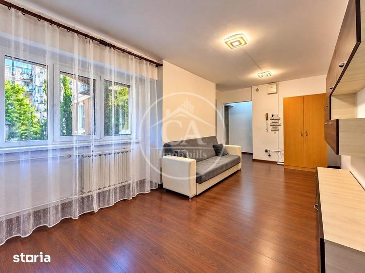 Apartament cu 2 camere decomandat în Decebal