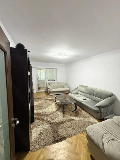 Apartament cu 3 camere decomandat în Ultracentral
