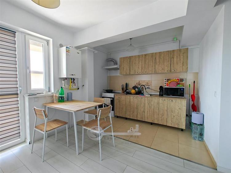 Apartament cu 2 camere decomandat în Bucium