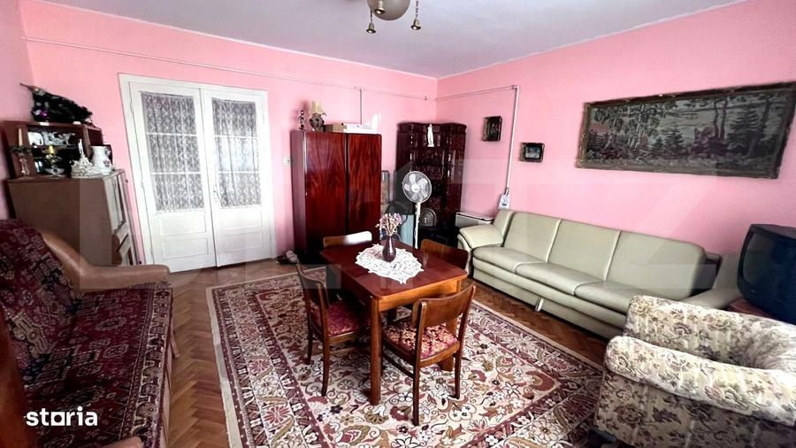 Casă cu 4 camere în Aronești