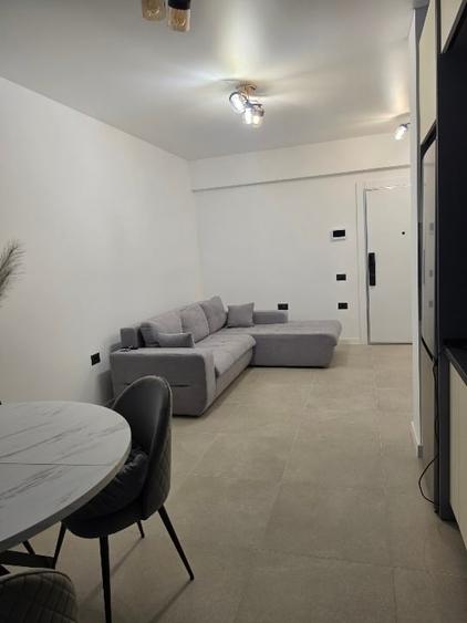 Apartament cu 2 camere decomandat, mobilat în Nord