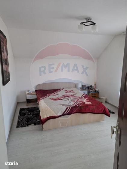 Casă cu 5 camere cu Teren 676 Mp în Bogdan Vodă