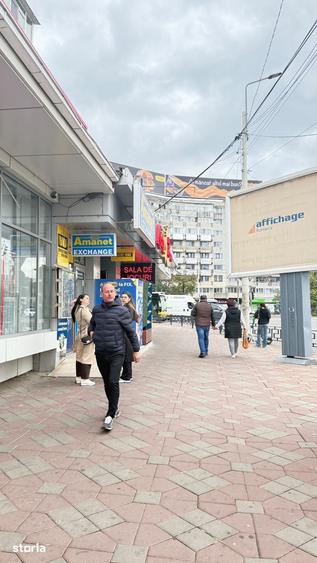 Spațiu comercial, de 148 mp, în Podu Roș