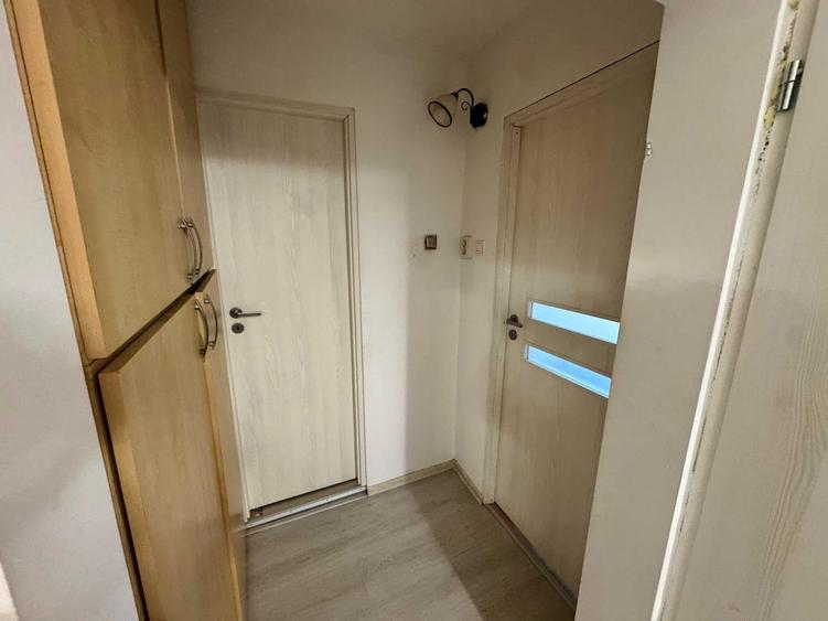 Apartament cu 2 camere decomandat în Lunei