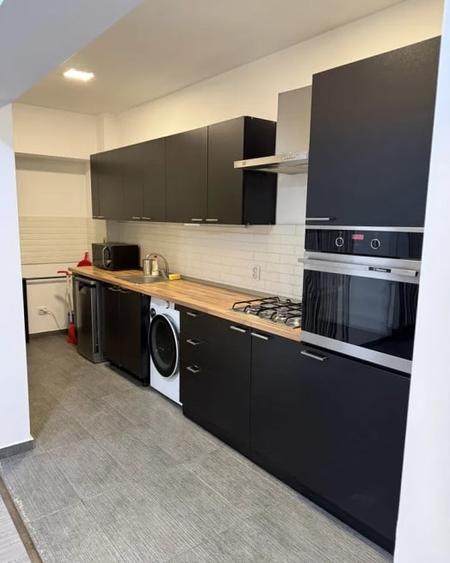 Apartament cu 2 camere decomandat, mobilat în Jiului