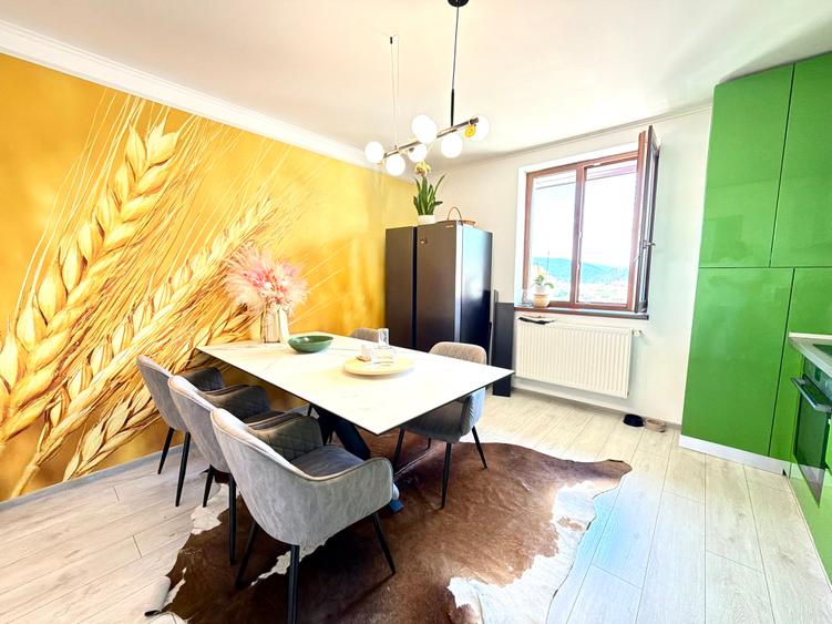 Apartament cu 3 camere decomandat în Dărmănești