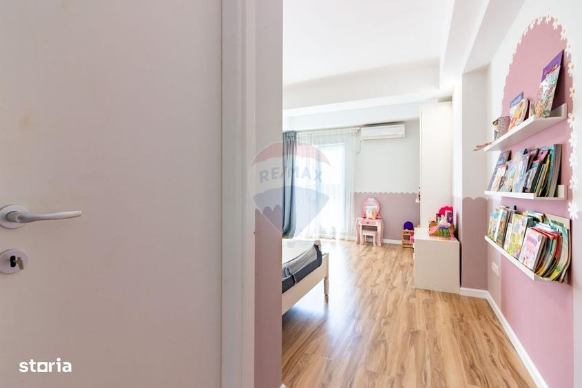 Apartament cu 4 camere în Pipera