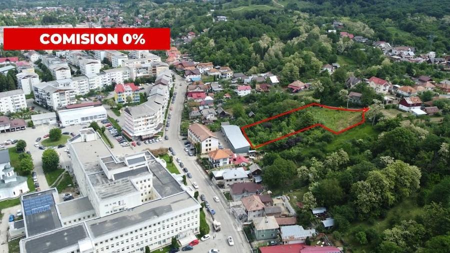 Teren de 3049 mp, în Central