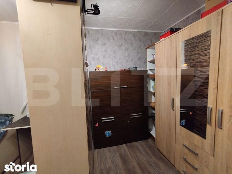 Apartament cu 3 camere decomandat în Nicolina