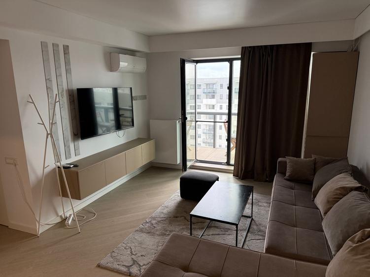 Apartament cu 2 camere semidecomandat în Pipera