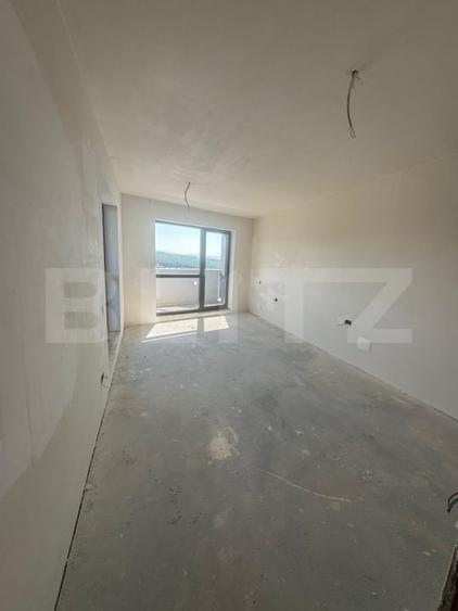 Apartament cu 3 camere decomandat în Zorilor