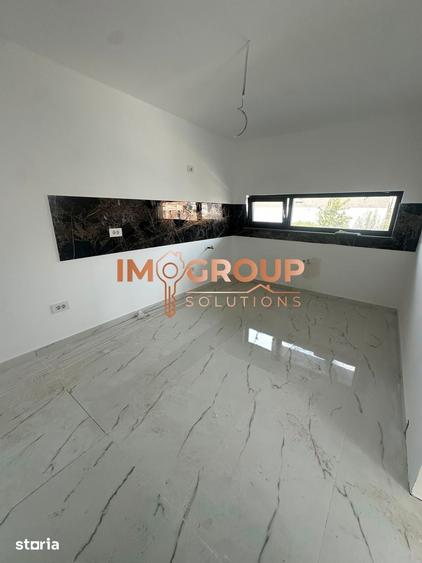 Casă cu 4 camere cu Teren 280 Mp în Păcurari
