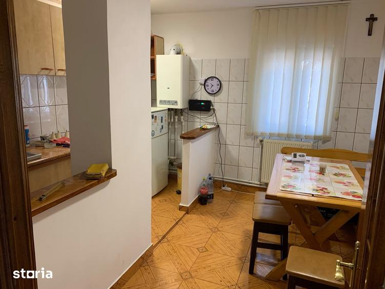 Apartament cu 4 camere în Central