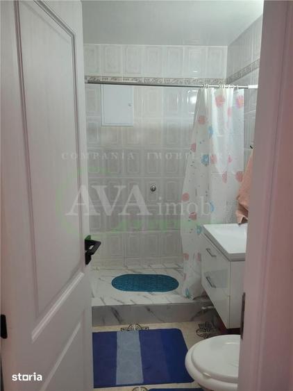 Apartament cu 3 camere decomandat, mobilat în Mioriței