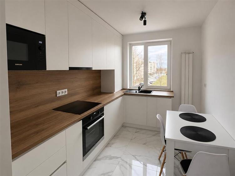 Apartament cu 2 camere decomandat în Hipodrom 3