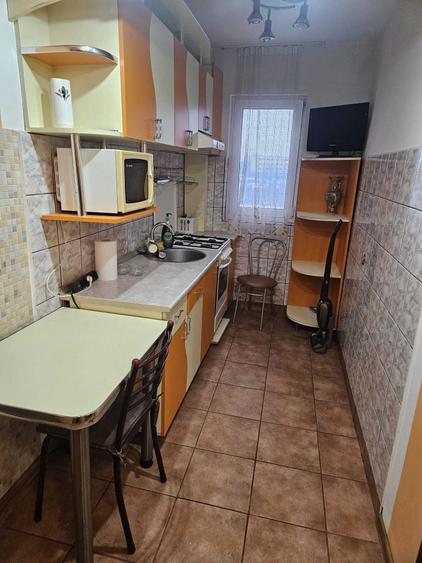 Apartament cu 2 camere semidecomandat în Aluniș