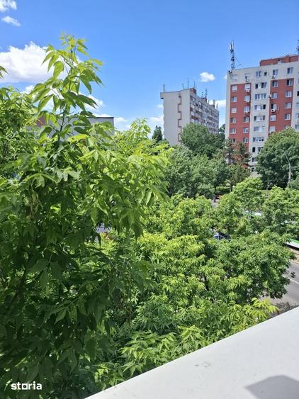 Apartament cu 4 camere în Rahova