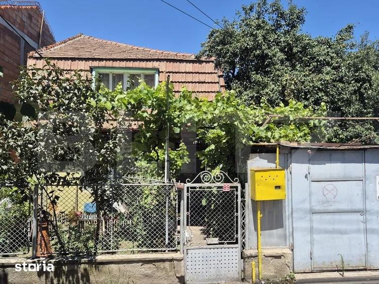 Casă cu 8 camere cu Teren 565 Mp în Dorobanților