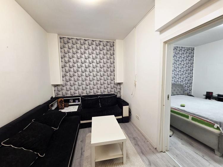 Apartament cu 2 camere semidecomandat în Dacia