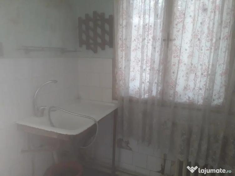 Casă cu 2 camere cu Teren 350 Mp în Ultracentral