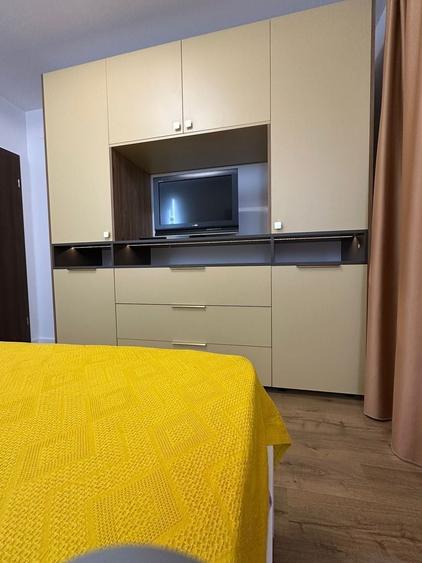 Apartament cu 2 camere decomandat, mobilat în Delfinariu