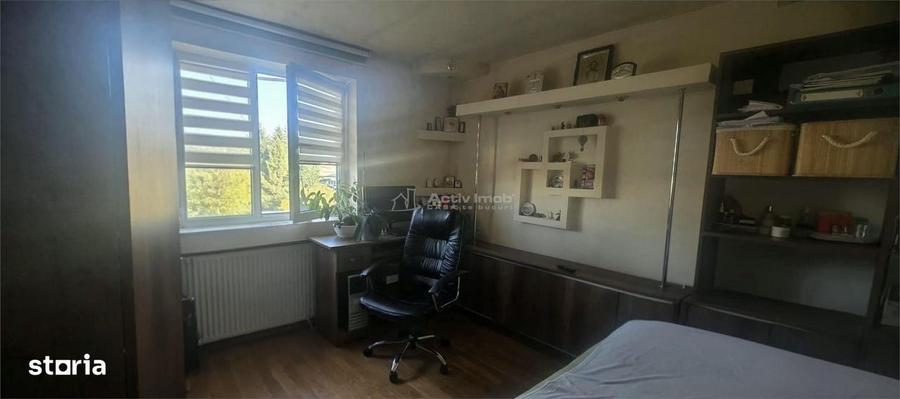 Apartament cu 3 camere în Aleea Trandafirilor