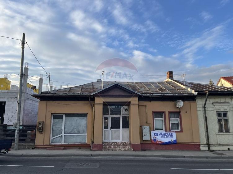 Casă individuală cu 6 camere cu Canalizare în Mărășești