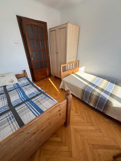 Apartament cu 4 camere decomandat în Fortuna