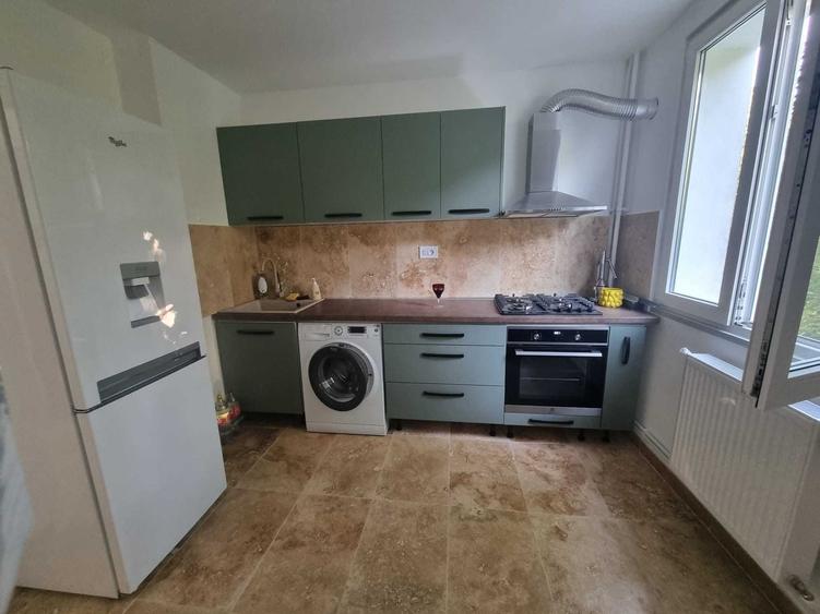 Apartament cu 2 camere decomandat în Brâncoveanu
