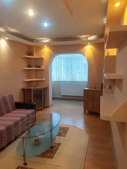 Apartament cu 2 camere decomandat în Burdujeni