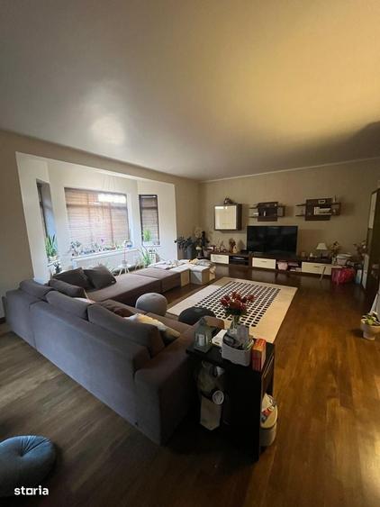 Casă cu 4 camere cu Teren 619 Mp în Trivale