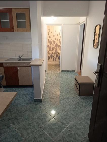 Apartament cu 2 camere decomandat în Micro 17