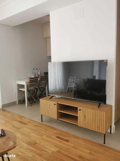 Apartament cu 2 camere semidecomandat în Bucureștii Noi
