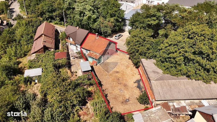 Casă cu 3 camere în Mihoveni
