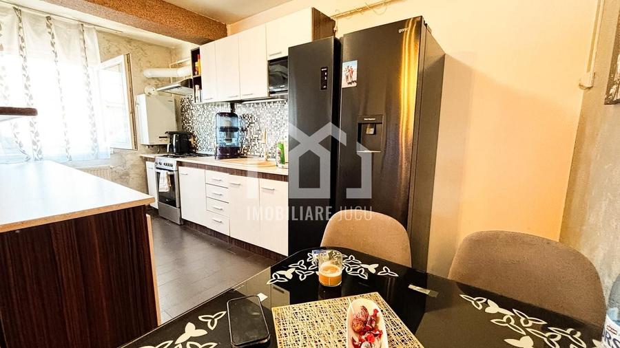 Apartament cu 2 camere semidecomandat, mobilat în Apahida