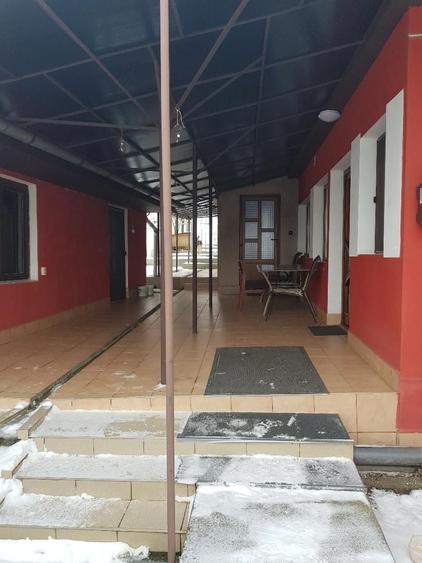 Casă cu 3 camere cu Teren 1100 Mp în Pănet